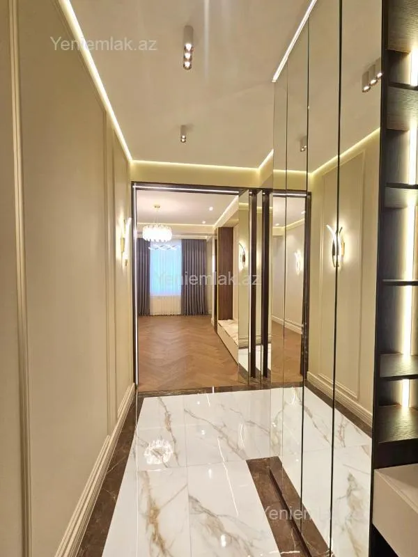 Satılır 3 otaqlı yeni tikili 90 m²