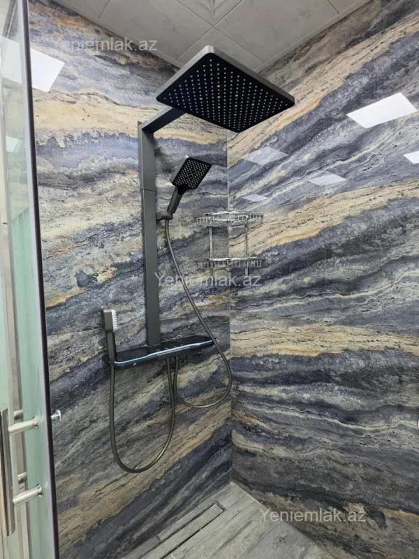 Satılır 4 otaqlı yeni tikili 145 m²