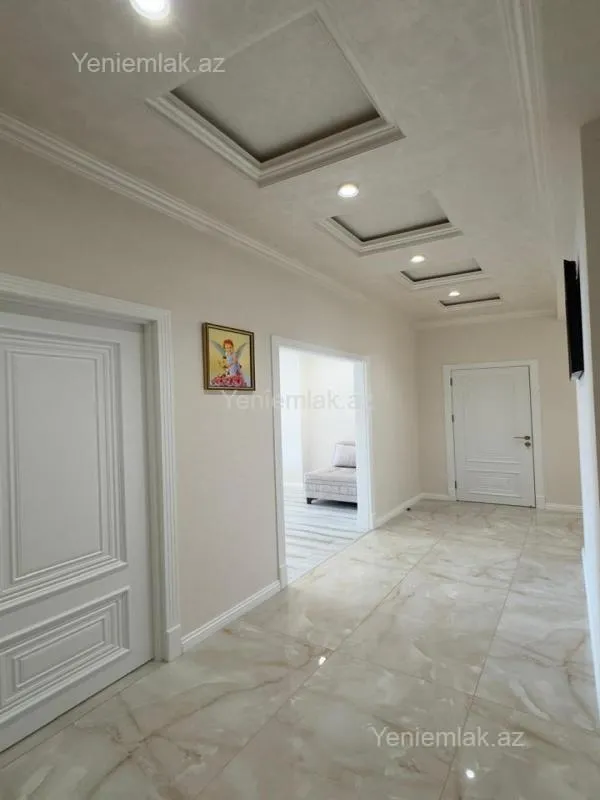 Satılır 4 otaqlı yeni tikili 145 m²