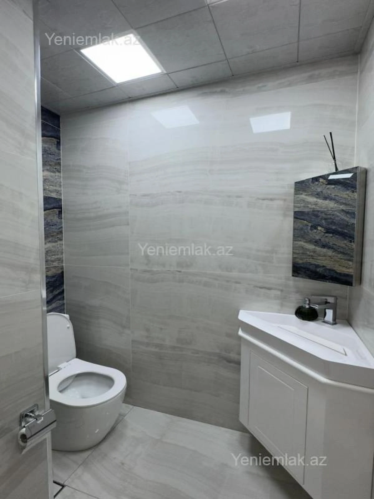 Satılır 4 otaqlı yeni tikili 145 m²
