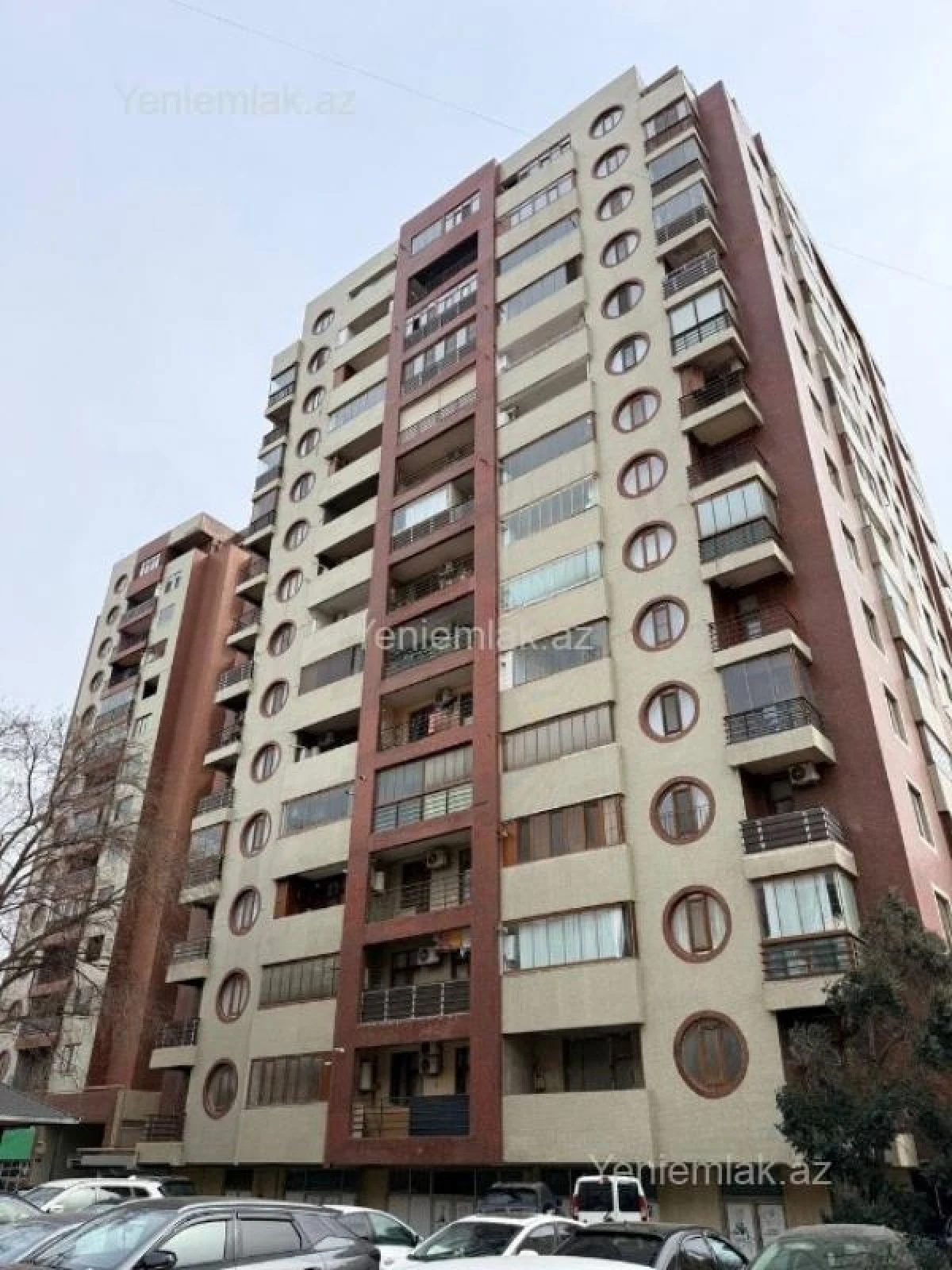 Satılır 3 otaqlı yeni tikili 125 m²