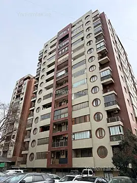 Satılır 3 otaqlı yeni tikili 125 m²