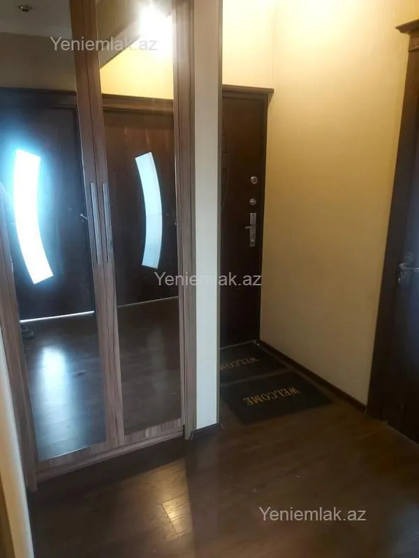 Satılır 3 otaqlı köhnə tikili 90 m²