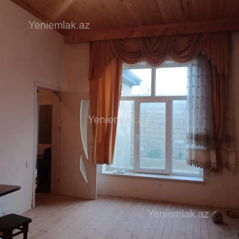 Satılır 3 otaqlı həyət evi 110 m²