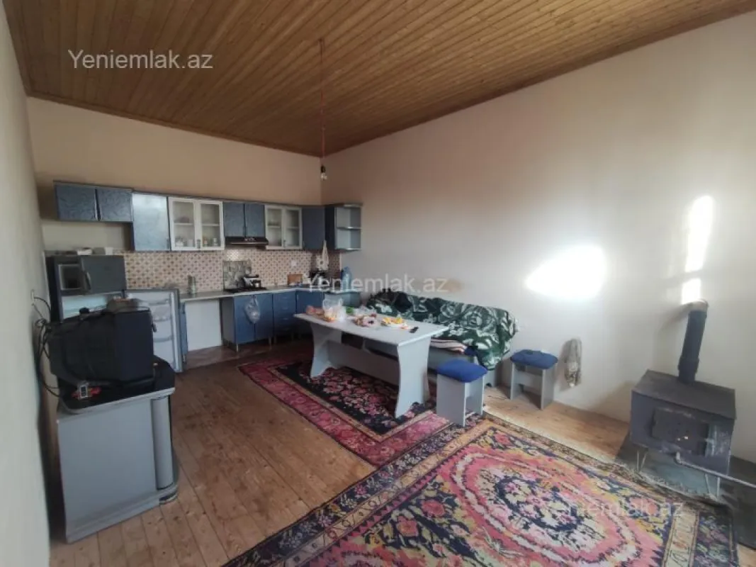 Satılır 3 otaqlı həyət evi 110 m²