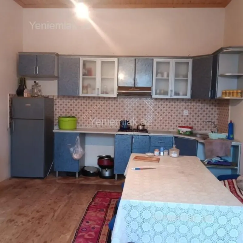 Satılır 3 otaqlı həyət evi 110 m²