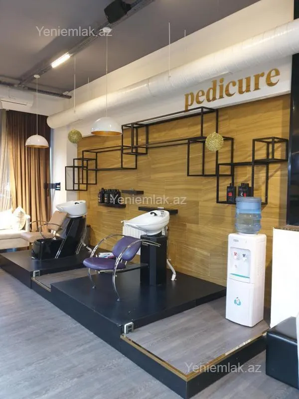 Satılır 4 otaqlı obyekt 153 m²