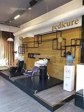 Satılır 4 otaqlı obyekt 153 m²