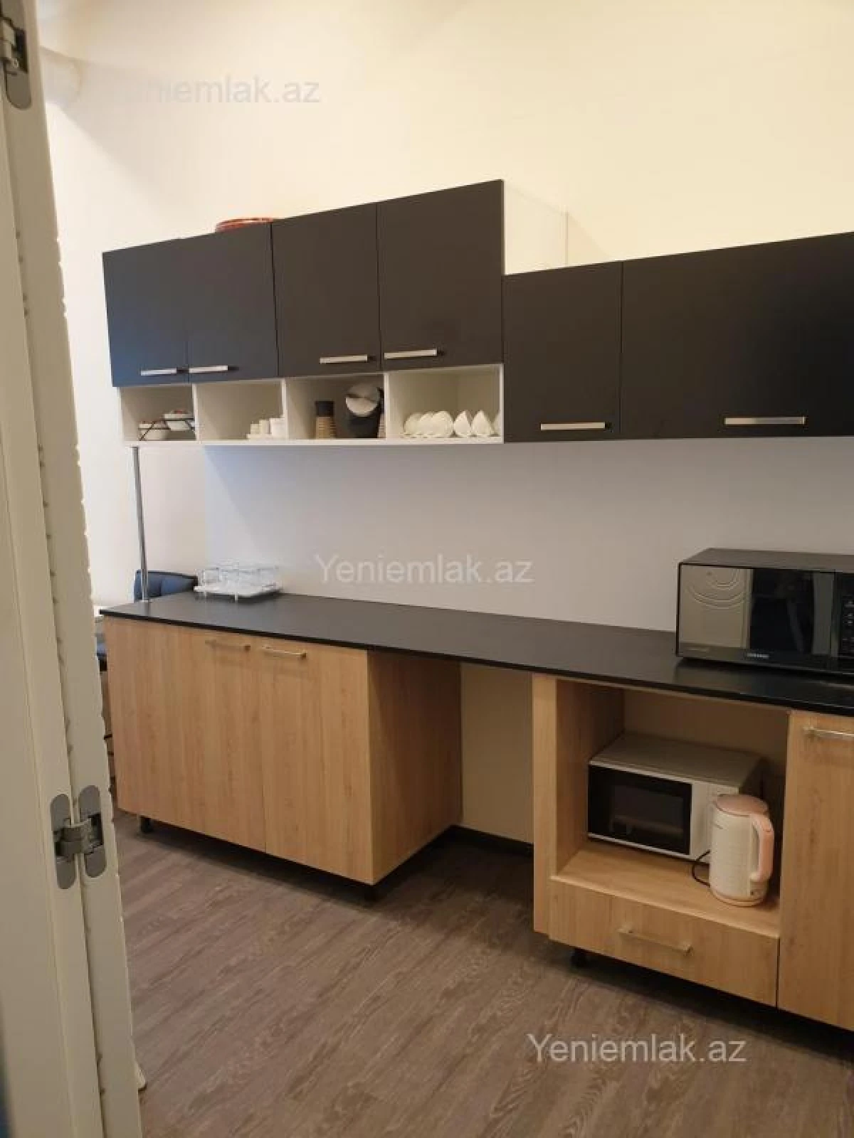 Satılır 4 otaqlı obyekt 153 m²