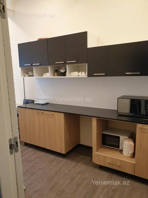 Satılır 4 otaqlı obyekt 153 m²