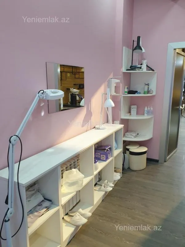 Satılır 4 otaqlı obyekt 153 m²