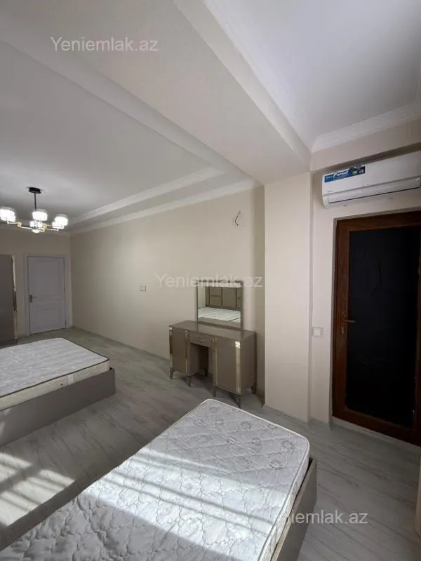 Satılır 2 otaqlı yeni tikili 77 m²