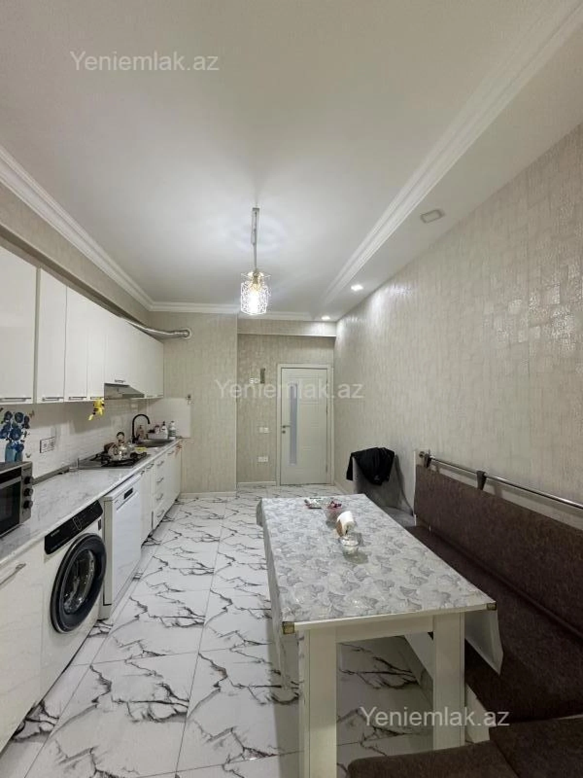 Satılır 3 otaqlı yeni tikili 98 m²