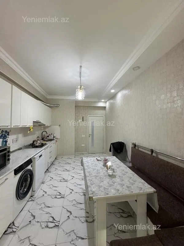 Satılır 3 otaqlı yeni tikili 98 m²