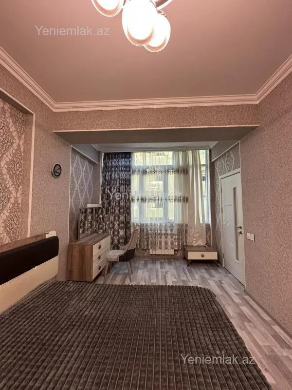 Satılır 3 otaqlı yeni tikili 98 m²