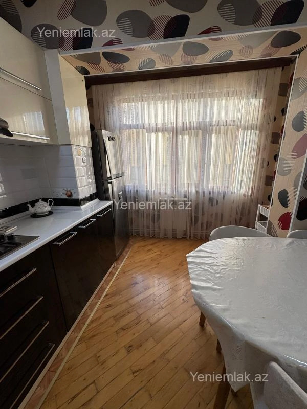 Satılır 2 otaqlı köhnə tikili 60 m²