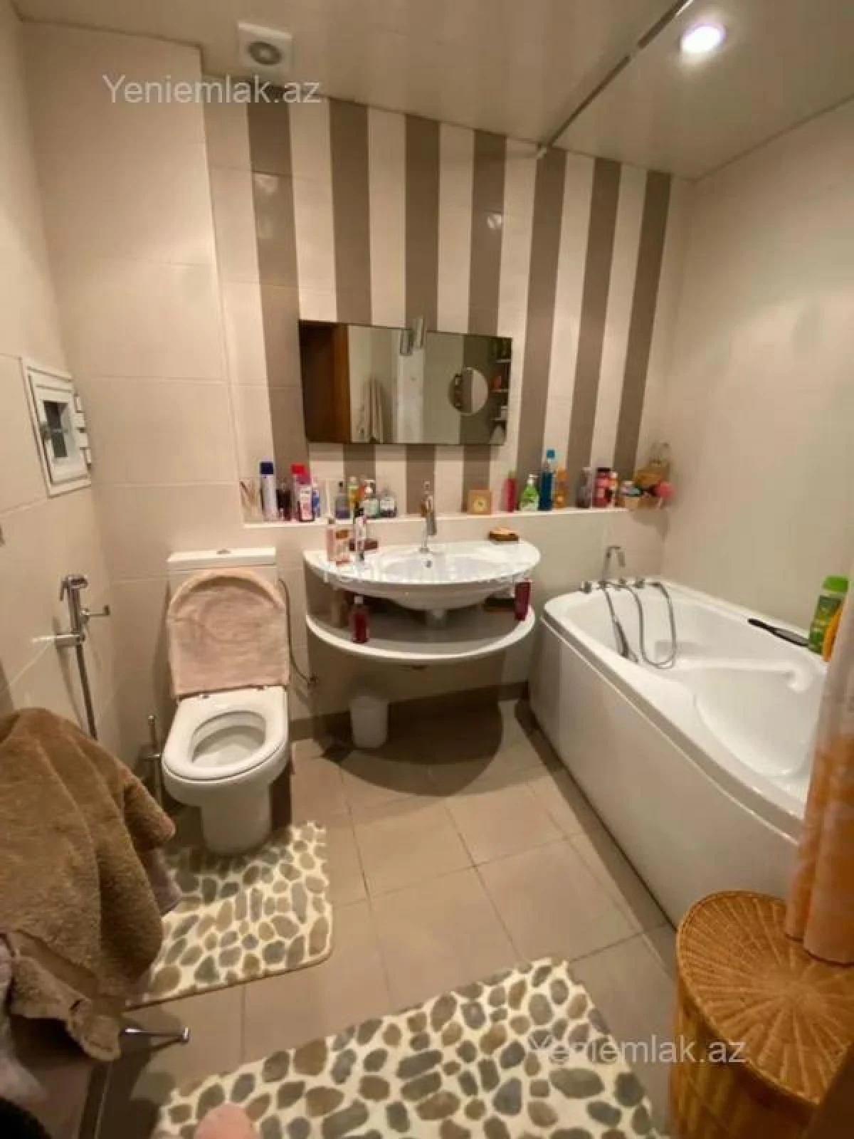 Satılır 3 otaqlı yeni tikili 140 m²