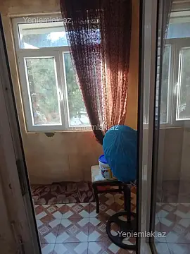 Satılır 1 otaqlı köhnə tikili 31 m²