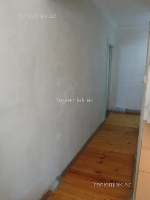 Satılır 1 otaqlı köhnə tikili 31 m²