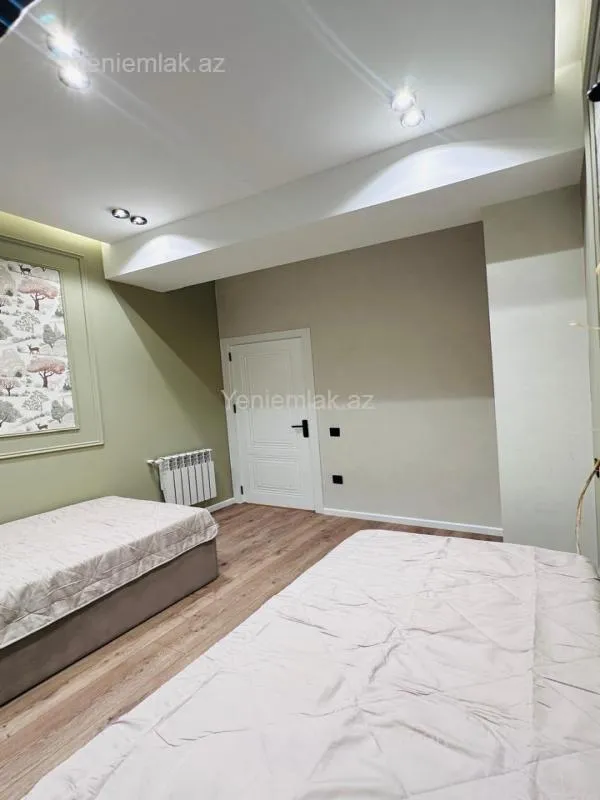 Satılır 3 otaqlı yeni tikili 90 m²