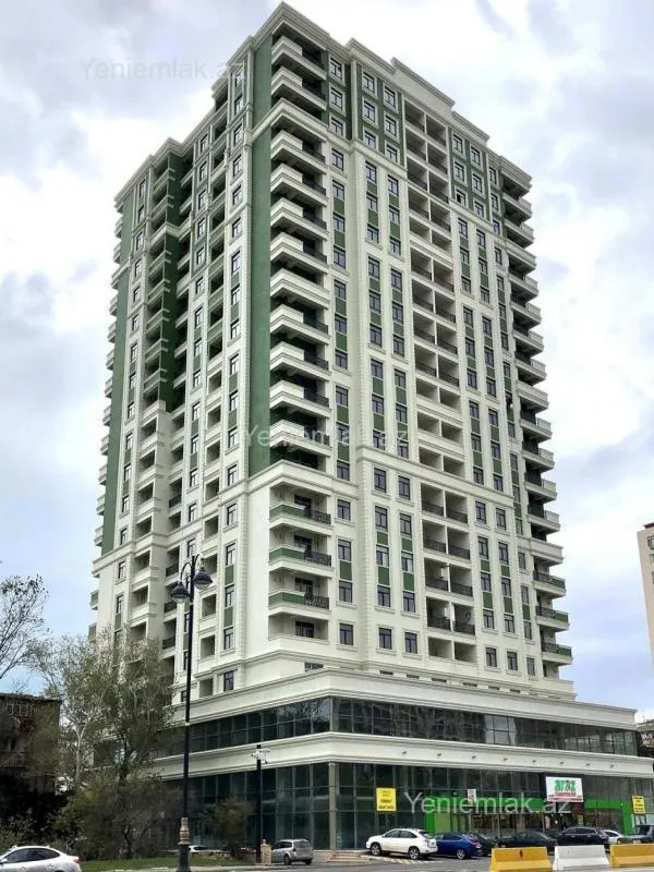 Satılır 3 otaqlı yeni tikili 90 m²