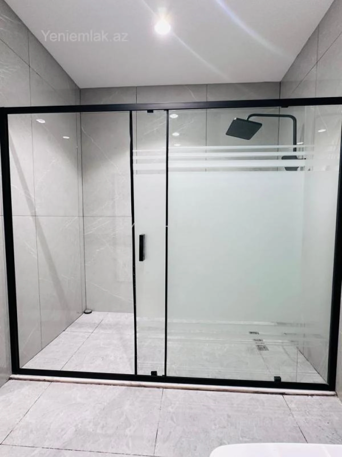 Satılır 3 otaqlı yeni tikili 90 m²