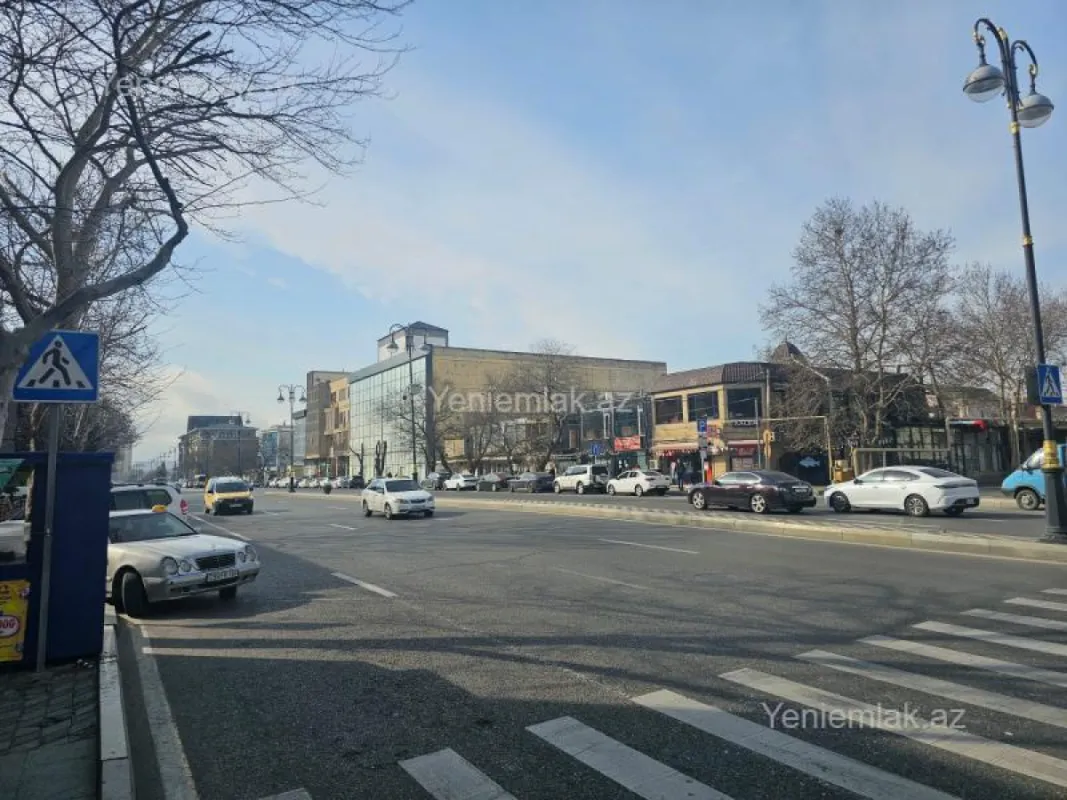 Satılır 2 otaqlı köhnə tikili 40 m²