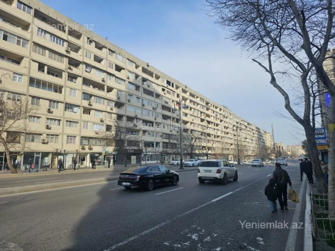 Satılır 2 otaqlı köhnə tikili 40 m²