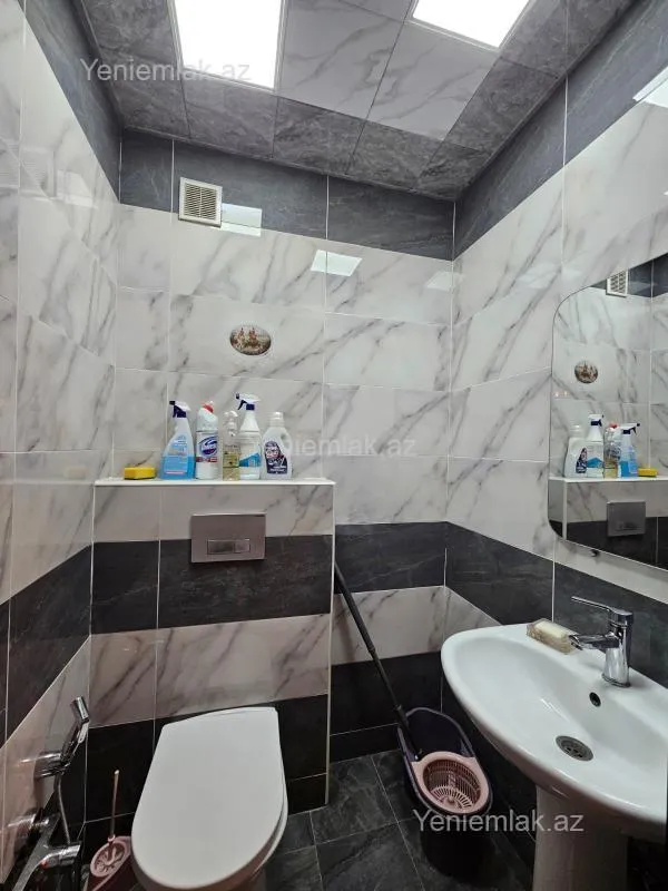 Satılır 3 otaqlı yeni tikili 81 m²