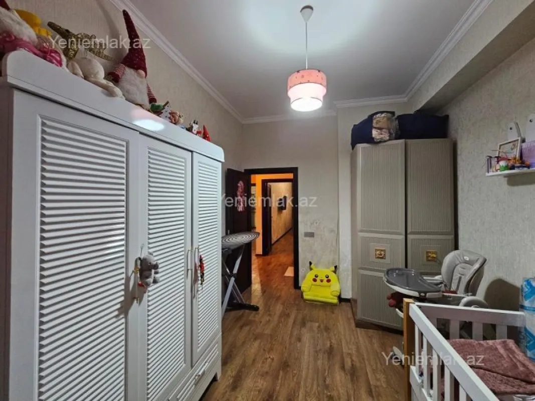 Satılır 3 otaqlı yeni tikili 81 m²