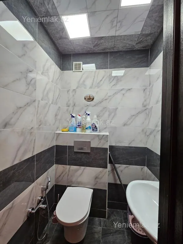 Satılır 3 otaqlı yeni tikili 81 m²