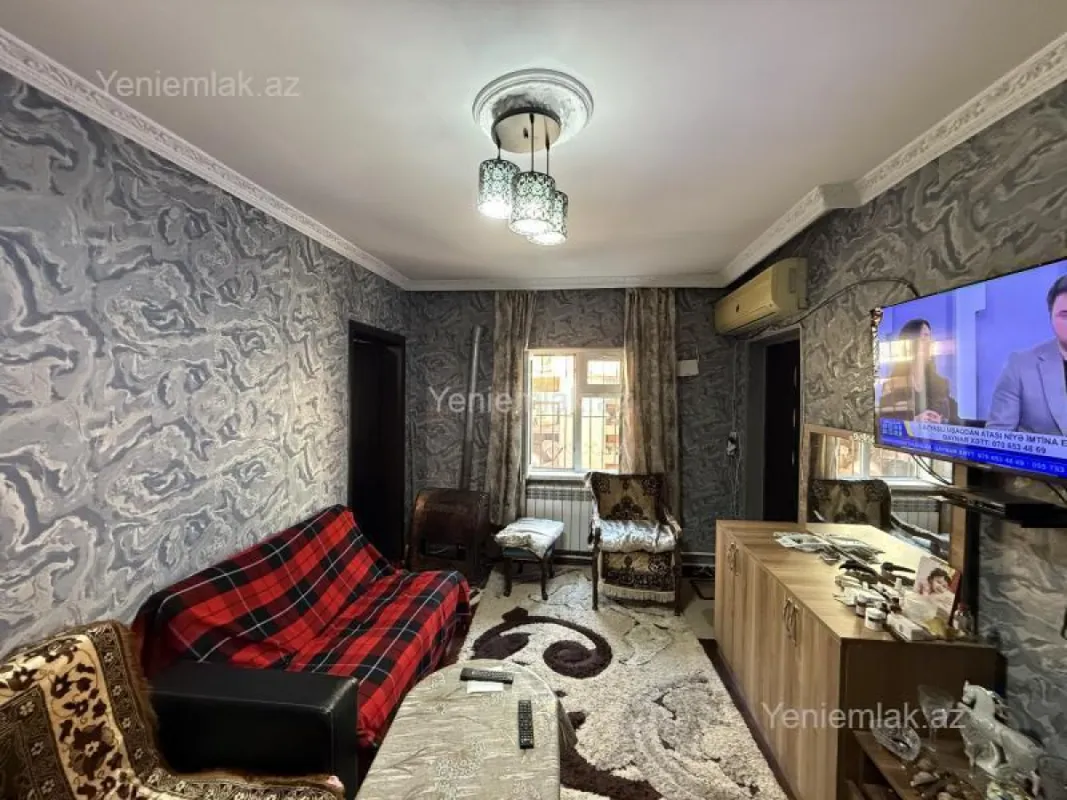 Satılır 2 otaqlı həyət evi 75 m²