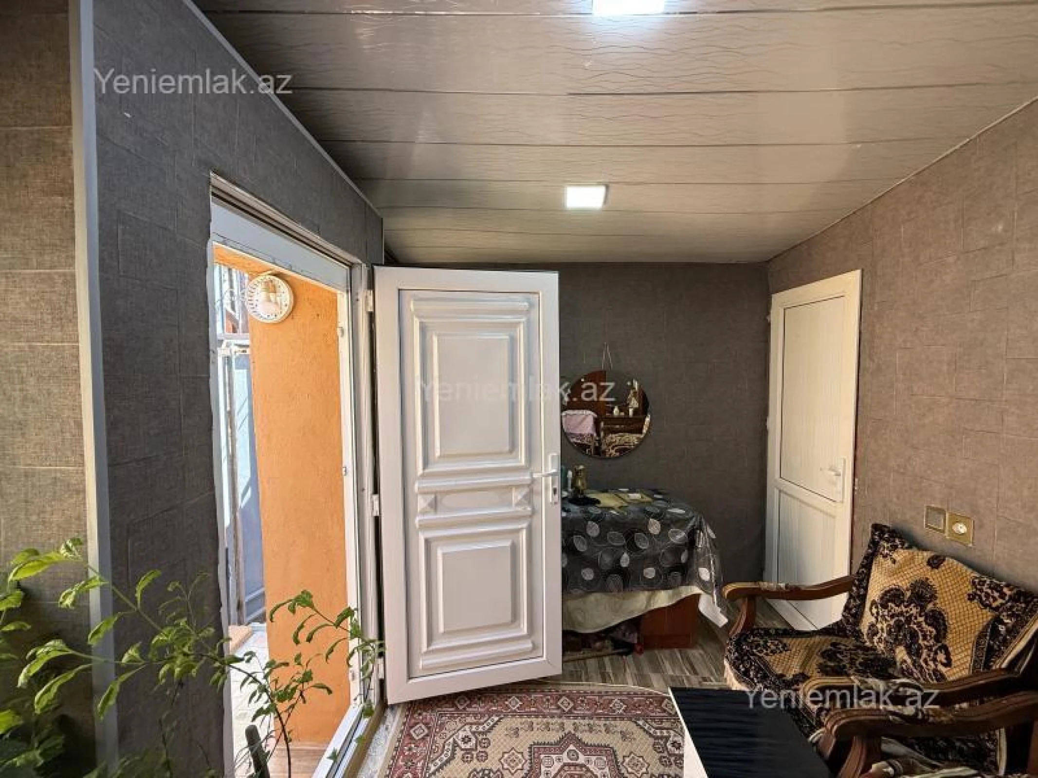 Satılır 2 otaqlı həyət evi 75 m²