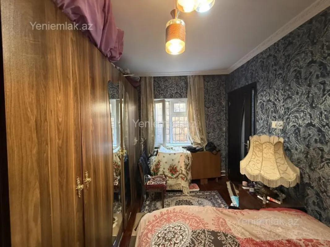 Satılır 2 otaqlı həyət evi 75 m²