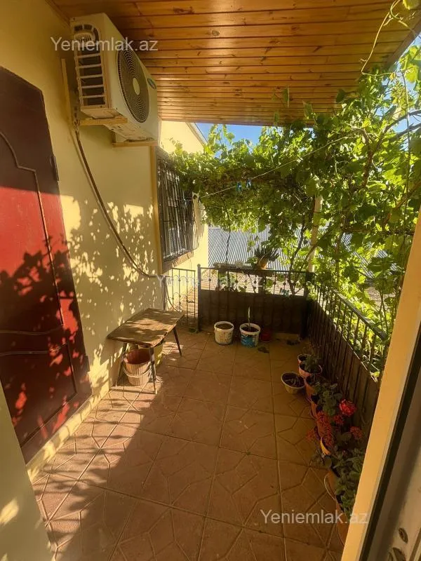 Satılır 5 otaqlı həyət evi 110 m²