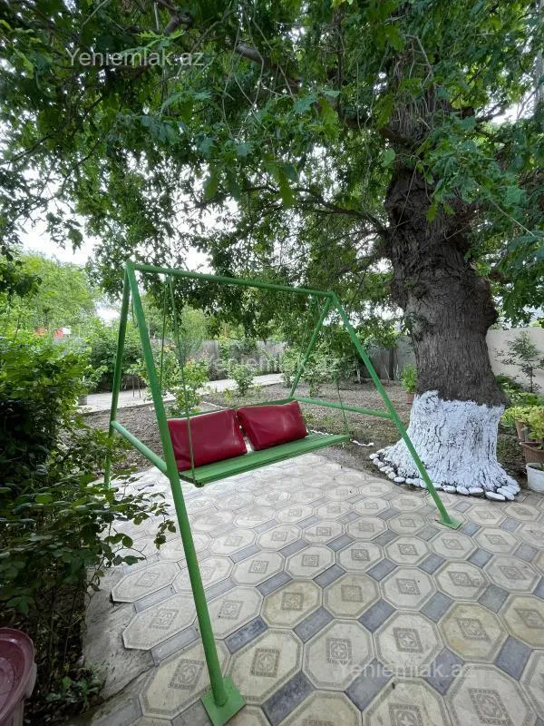 Satılır 13 otaqlı həyət evi 360 m²