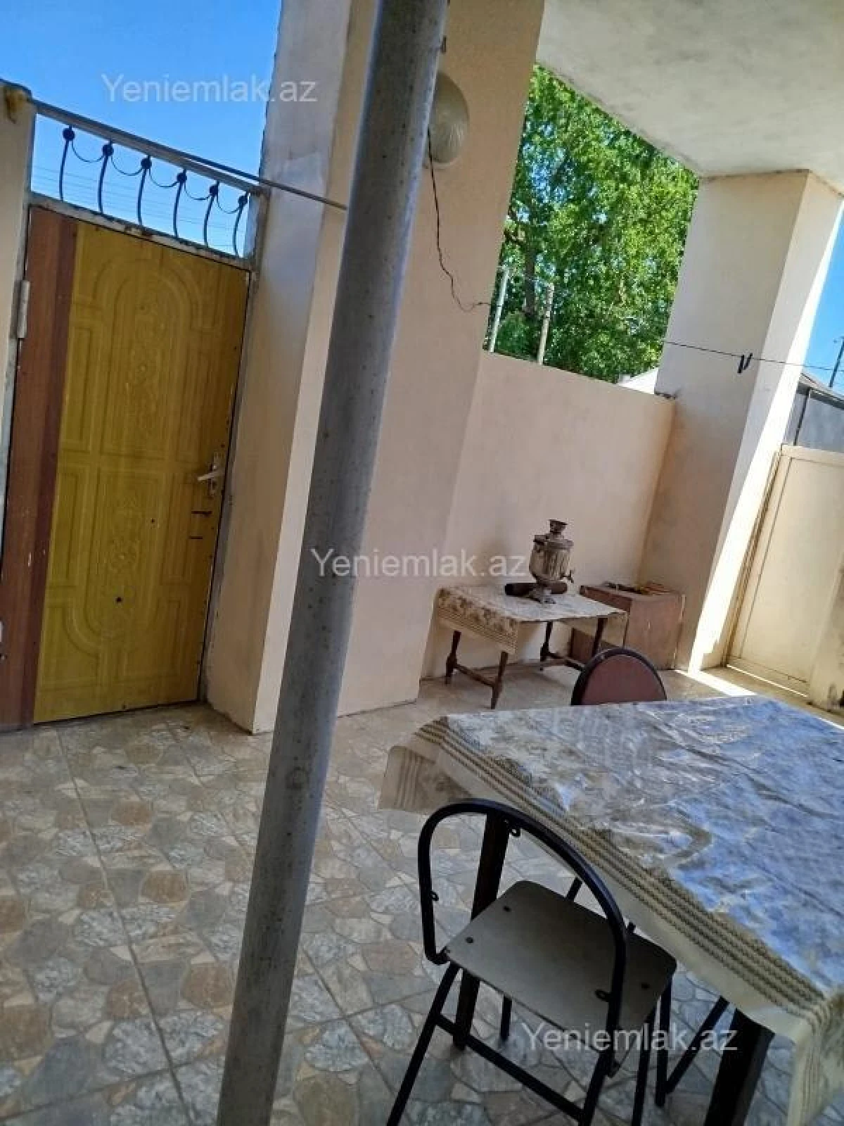 Satılır 13 otaqlı həyət evi 360 m²