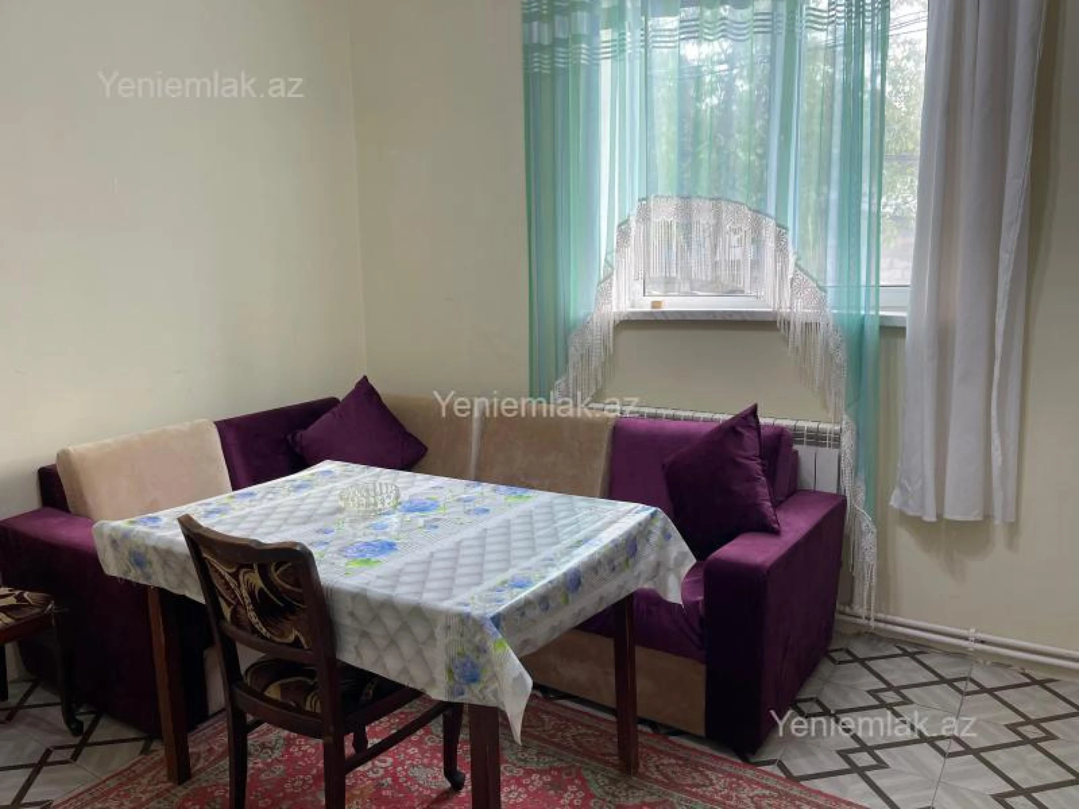 Satılır 13 otaqlı həyət evi 360 m²