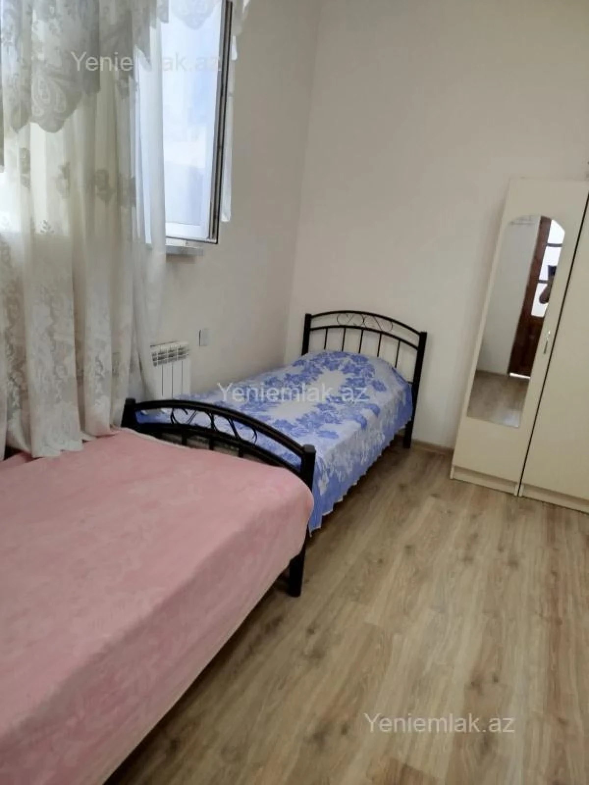 Satılır 13 otaqlı həyət evi 360 m²