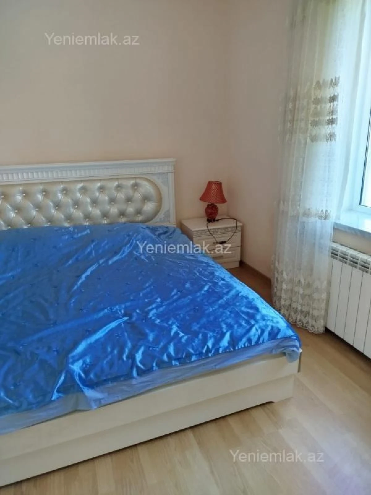 Satılır 13 otaqlı həyət evi 360 m²