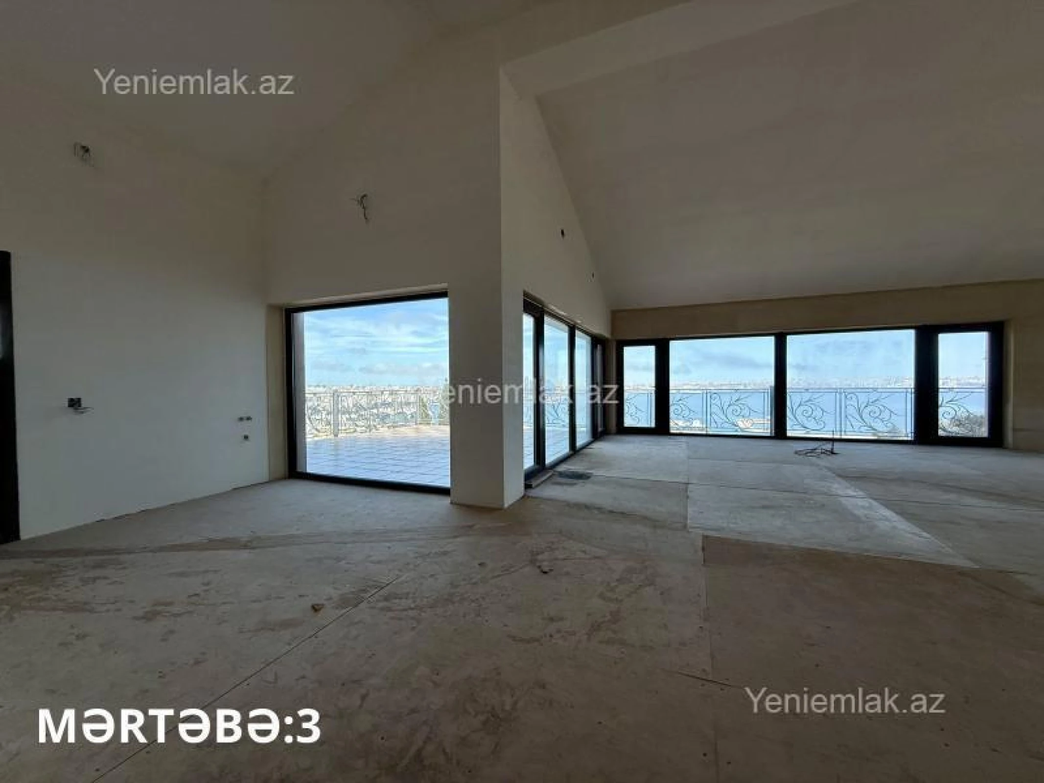 Satılır 9 otaqlı həyət evi 800 m²