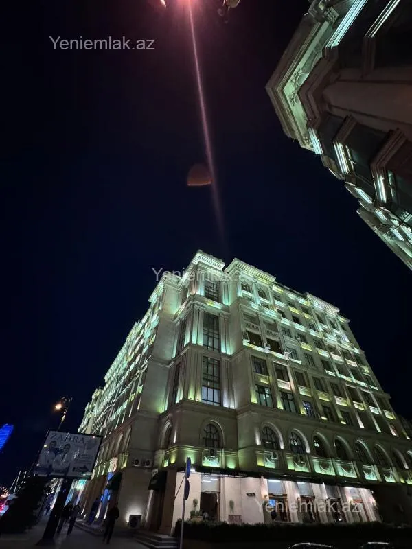 Satılır 2 otaqlı yeni tikili 75 m²