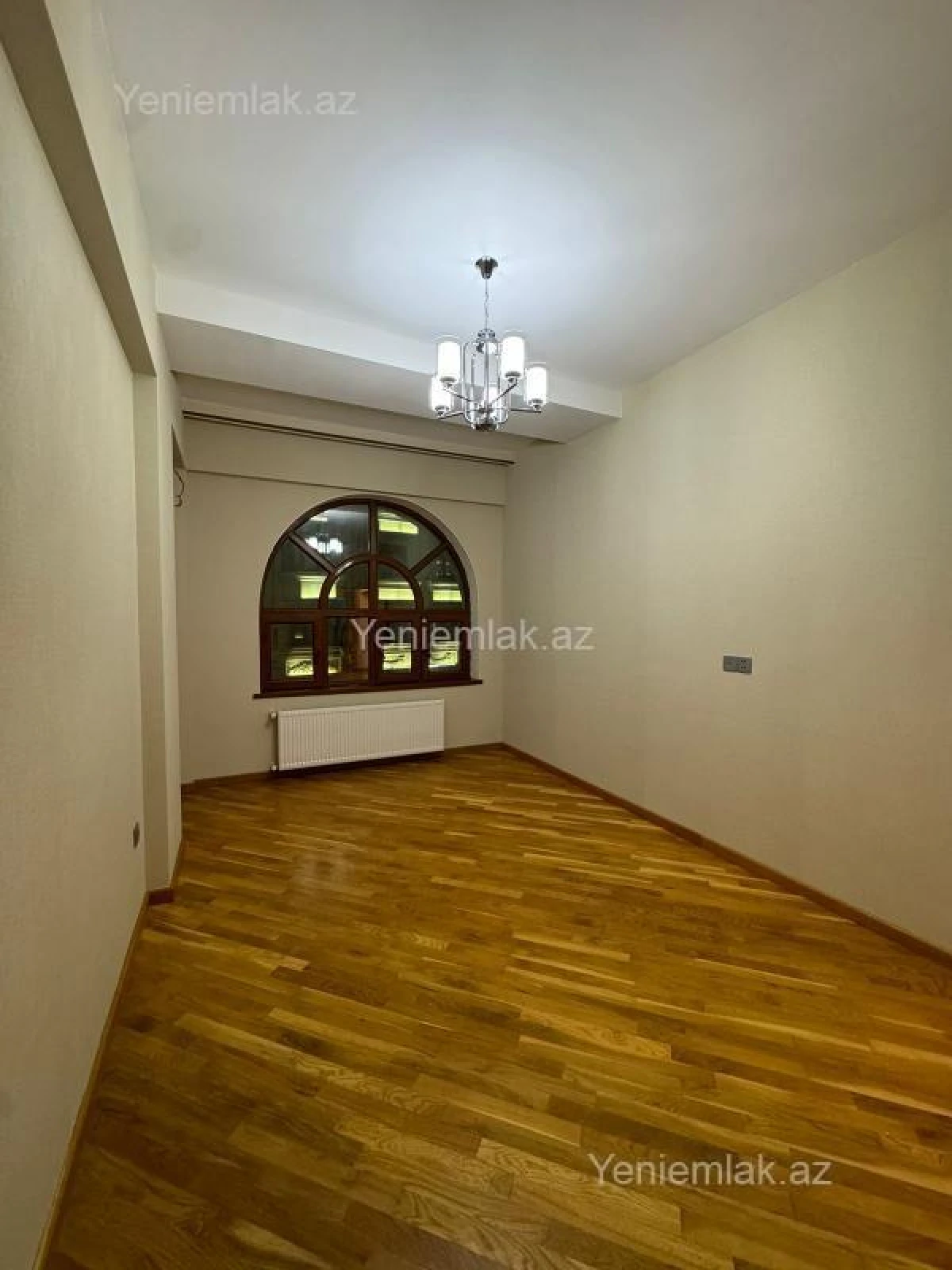 Satılır 2 otaqlı yeni tikili 75 m²