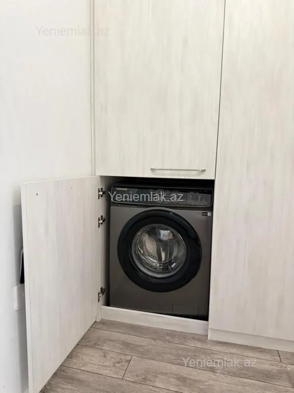 Satılır 2 otaqlı köhnə tikili 55 m²