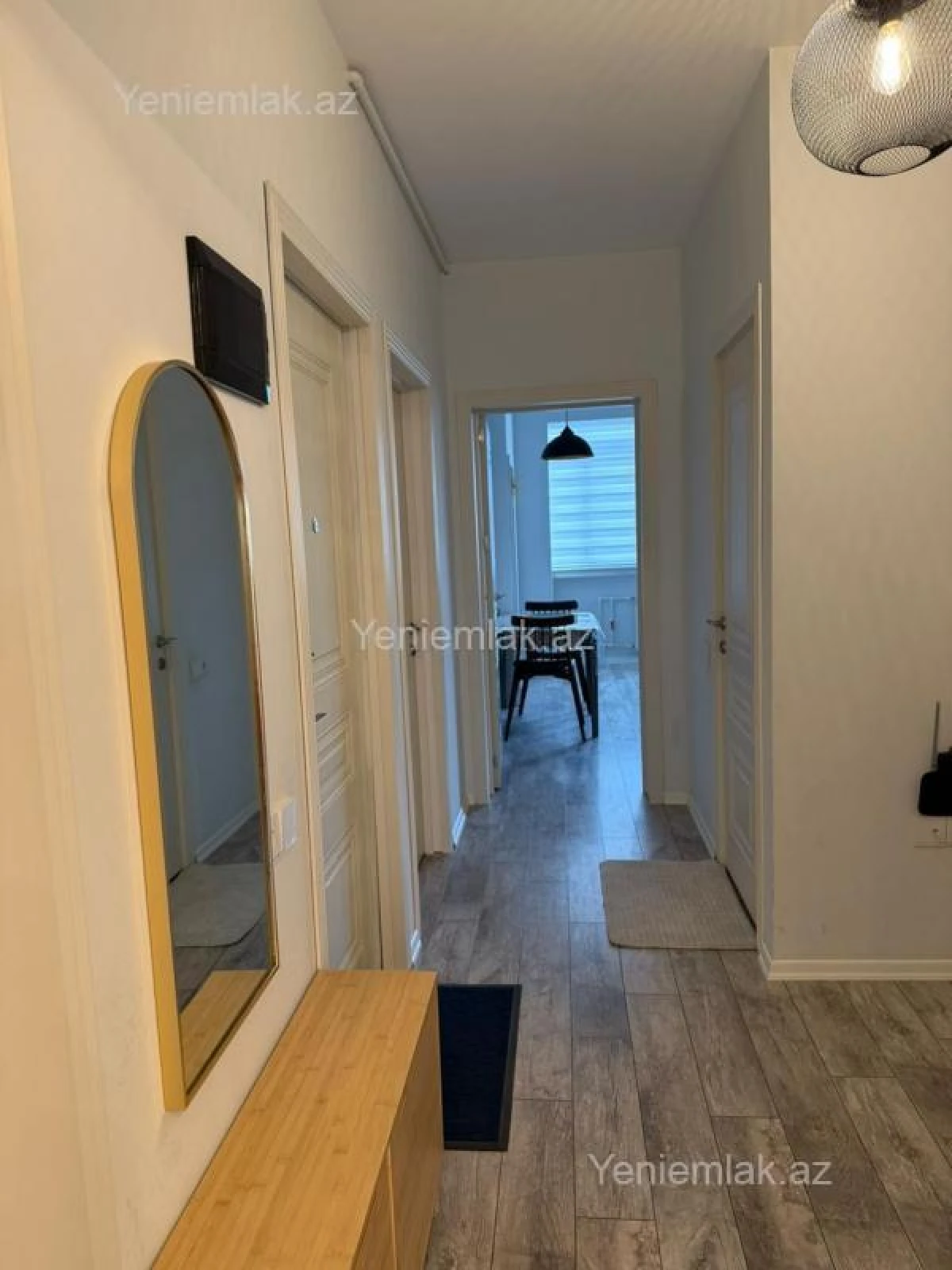 Satılır 2 otaqlı köhnə tikili 55 m²