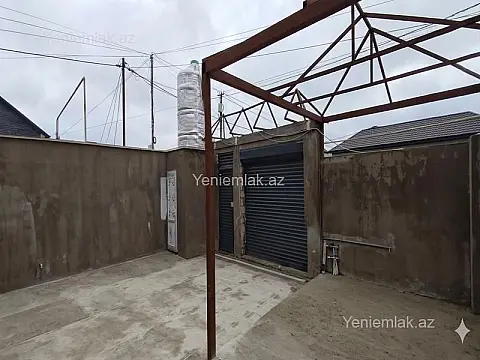 Satılır 4 otaqlı həyət evi 120 m²
