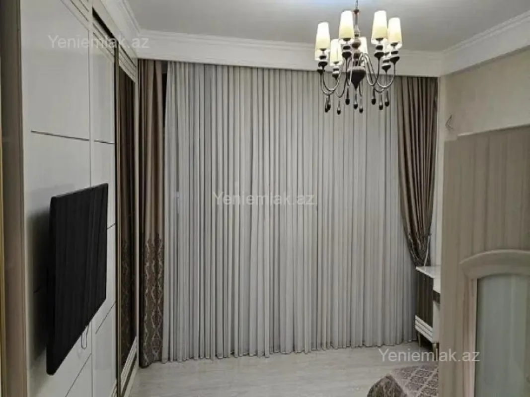 Satılır 3 otaqlı yeni tikili 125 m²