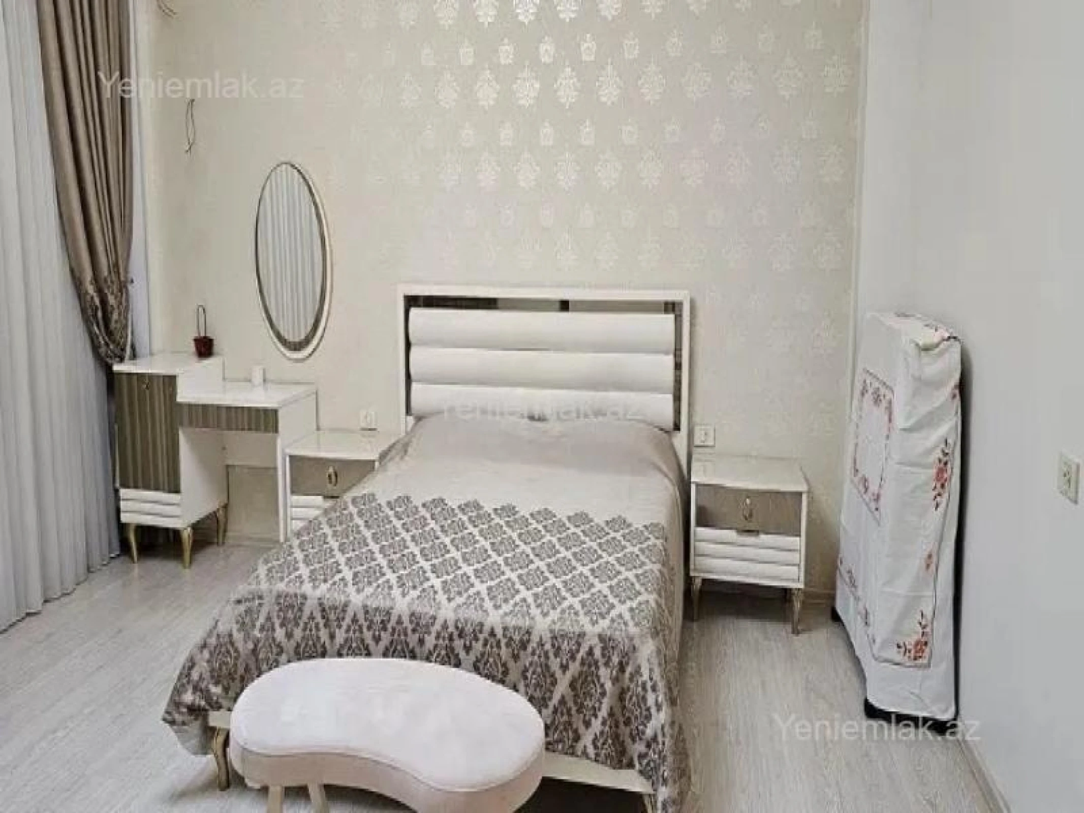 Satılır 3 otaqlı yeni tikili 125 m²