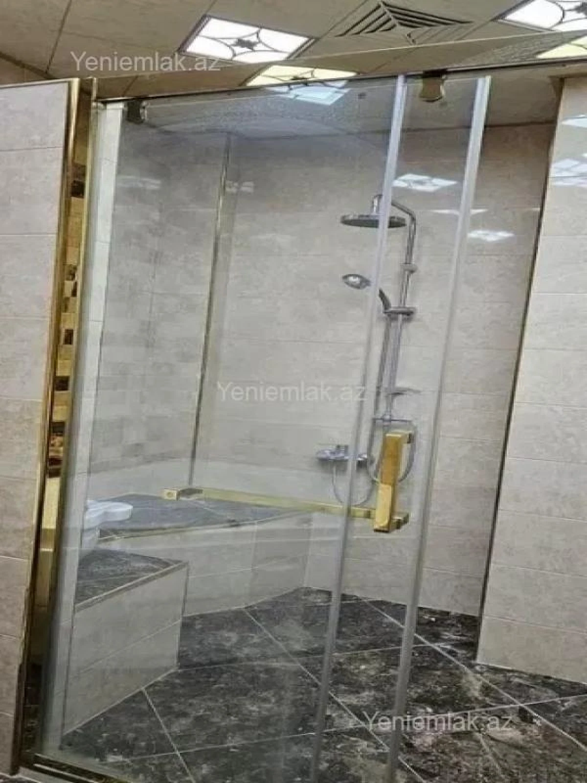 Satılır 3 otaqlı yeni tikili 125 m²