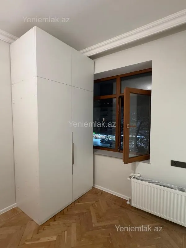 Satılır 2 otaqlı köhnə tikili 50 m²